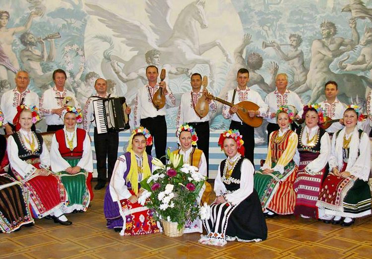 Грандиозен концерт в Добрич за 65 години ансамбъл “Добруджа”