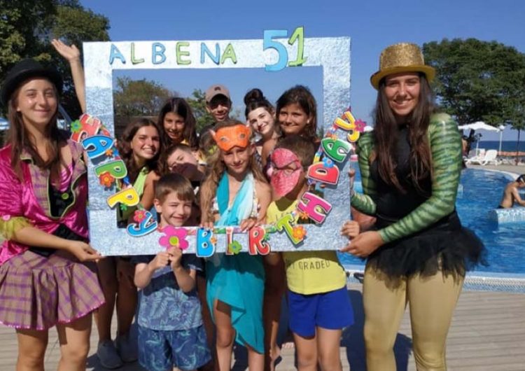 Надпревара за резервации в Албена, близо 12 000 вече заявиха ваканциите си за 2021 г.