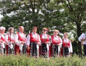 Над 1700 фолклорни изпълнители от България и Румъния на най-големия събор в Славната канара