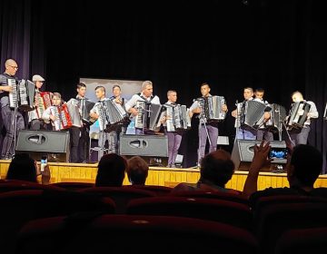 Млади акордеонисти и Петър Ралчев зарадваха с вълнуващ концерт в Добрич