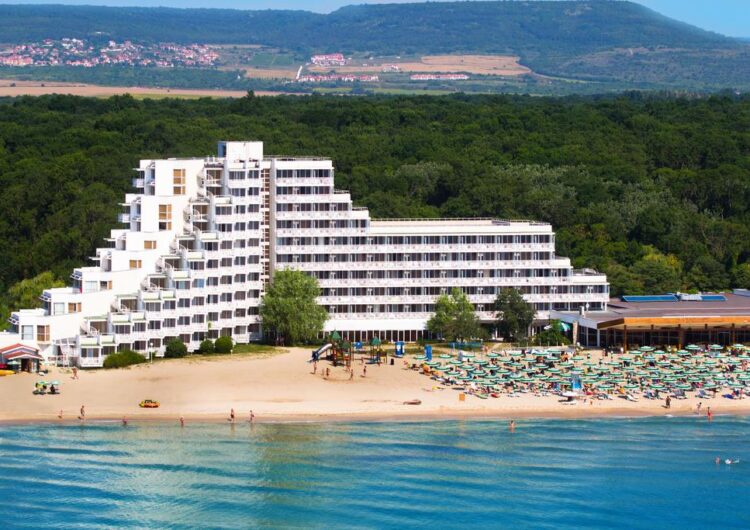 В „Албена“ отчитат стабилен туристически интерес за предстоящия сезон