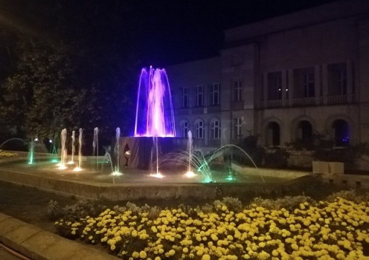 Фонтаните на площад “Демокрация” и в парка в Добрич стават „пеещи”