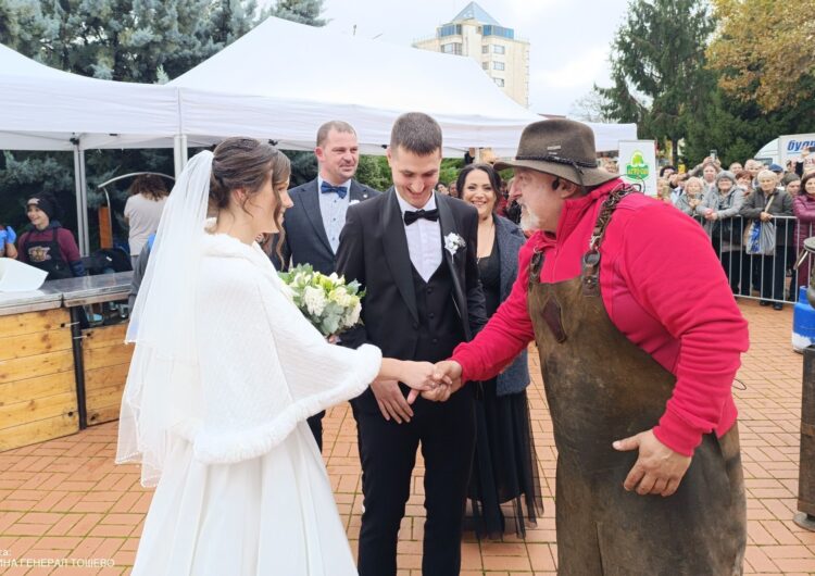 Фестивал на сармата и кюфтето в Генерал Тошево – вкус, музика и празнично настроение