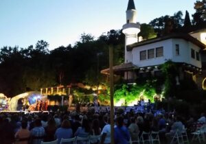 КЦ „Двореца“ в Балчик започва проекта „Пътешествие във времето на Мария Единбург“