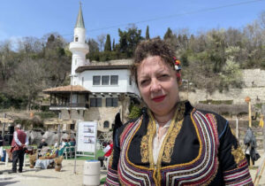 Текстилните занаяти оживяват в Двореца в Балчик